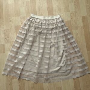 NEUTRAL TULLE FULL SKIRT STRETCH WAIST HORIZONTAL STRIPS LINED ILLUSION